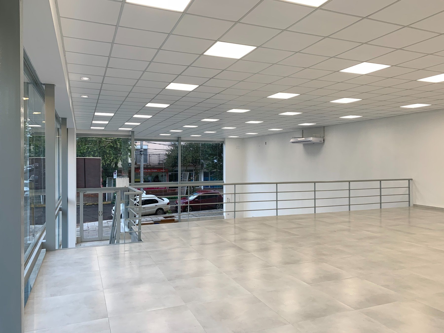Local comercial — San Martín y 3 de Febrero — imagen 7